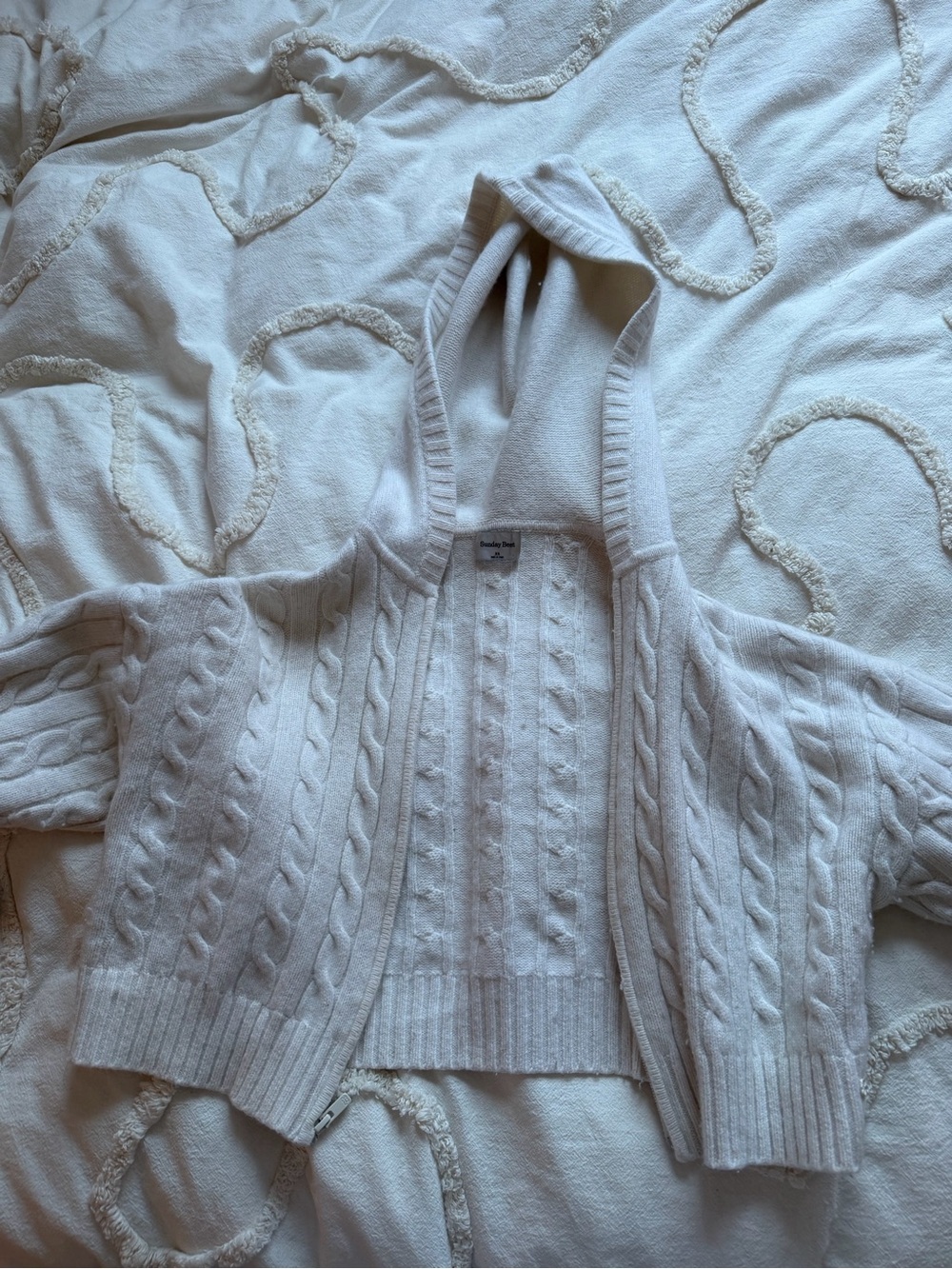 Aritzia Octavia Hooded Cable Knit Women’s Sweater Cardigan - Cream